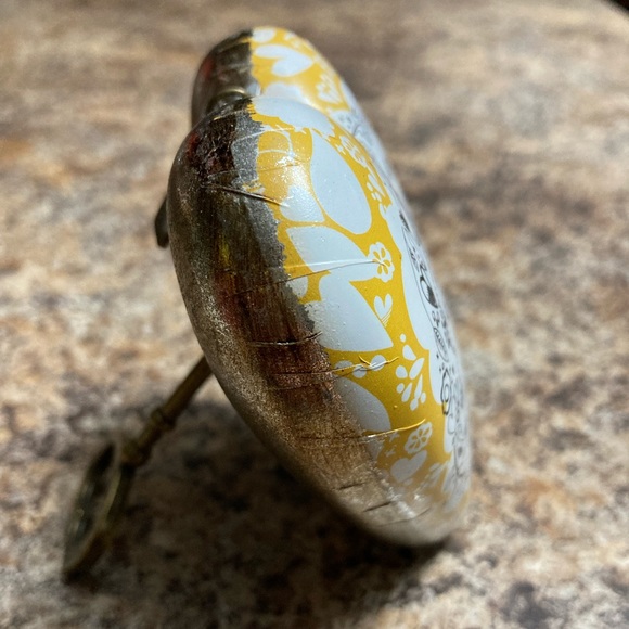 DEMDACO Sisters By Heart Dandelion Yellow Art Hearts Keepsake With Key - Picture 6 of 6